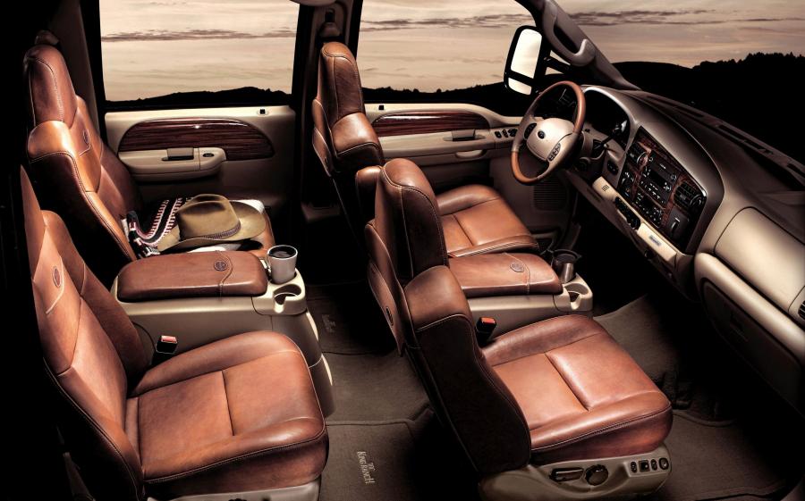  Ford F-250 Super Duty 2005 года  (фото 3 из 31)